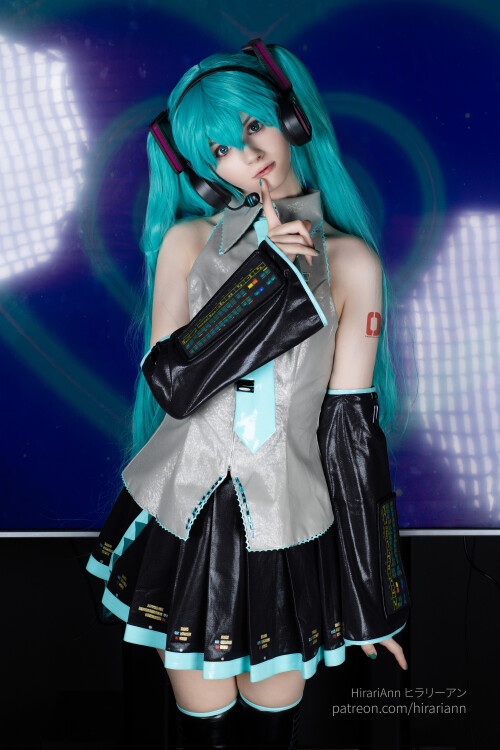 003 hatsune miku 2024 hirariann 3622dd1ce2b3f2e28